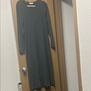 Aritzia- Babaton Long Sleeve Sweater Dress